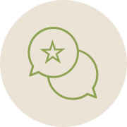 Deux bulles vertes qui se chevauchent, l'une avec une étoile à l'intérieur, sur un fond circulaire beige, évoquent l'élégance contemporaine du design quatuor que l'on retrouve souvent dans le design d'un magasin de meubles.